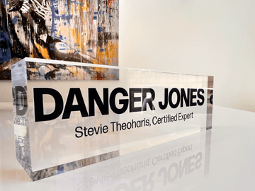 BE SURE TO ORDER NAMEPLATE  WITH YOUR CERTIFICATION EMAIL! This determines the customized name.